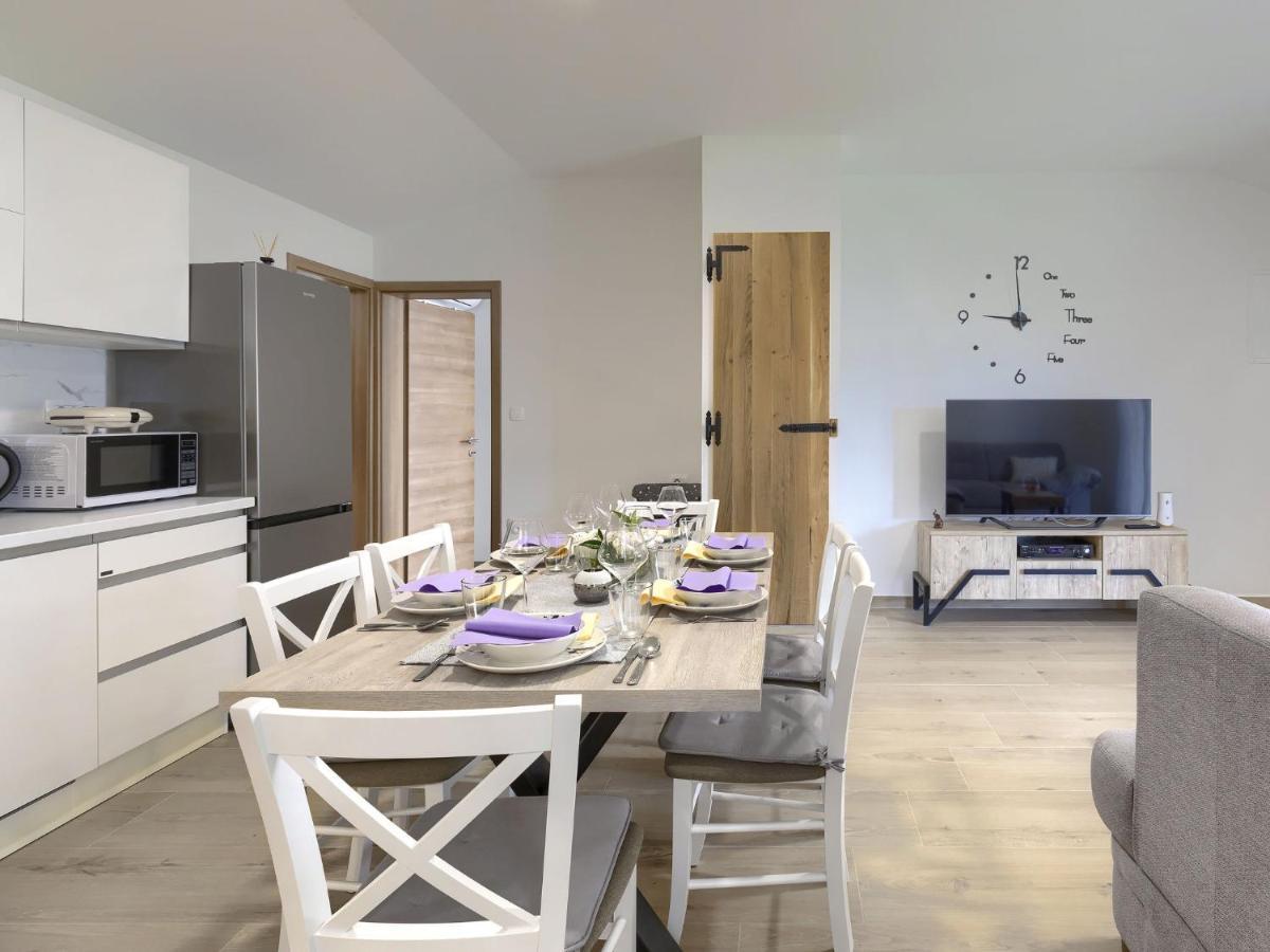 Holiday Home Casa Gverino Plomin Dış mekan fotoğraf